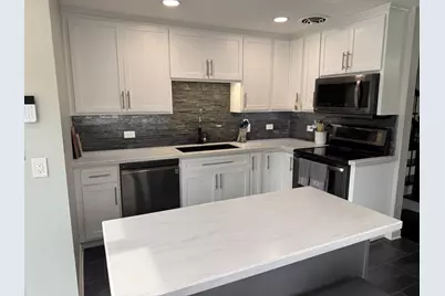9834 S Kolmar Avenue, Oak Lawn, IL 60453 - Photo 6