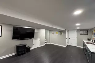 9834 S Kolmar Ave, Oak Lawn, IL 60453 - Photo 14