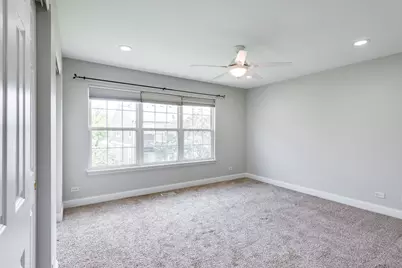 806 Woodewind Drive, Naperville, IL 60563 - Photo 14