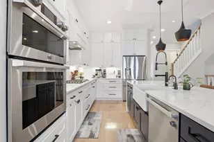1635 N Central Park Ave, Chicago, IL 60647 - Photo 8