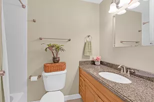 9001 Golf Rd, Des Plaines, IL 60016 - Photo 14