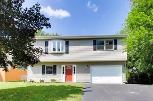 5418 Hillside Dr, McHenry, IL 60050 - Photo 1