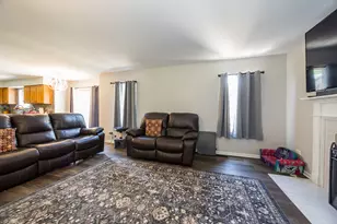 2734 Imperial Valley Trail, Aurora, IL 60503 - Photo 10