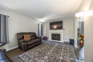 2734 Imperial Valley Trail, Aurora, IL 60503 - Photo 10