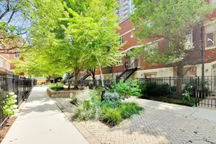 320 E 17th St, Chicago, IL 60616 - Photo 38