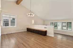 2003 E Lillian Ln, Arlington Heights, IL 60004 - Photo 8