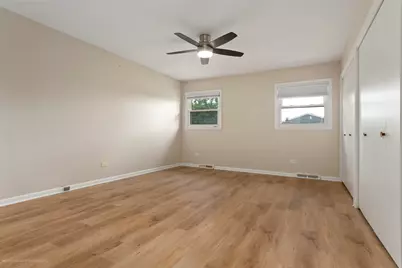 2003 E Lillian Lane, Arlington Heights, IL 60004 - Photo 16
