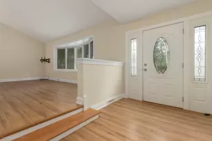 2003 E Lillian Ln, Arlington Heights, IL 60004 - Photo 2