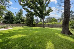 662 Garfield Ave, Lake Bluff, IL 60044 - Photo 16