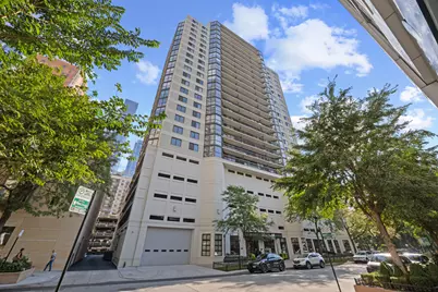 33 W Delaware Place #20G, Chicago, IL 60610 - Photo 2