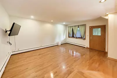 4049 Grandview Avenue, Gurnee, IL 60031 - Photo 10