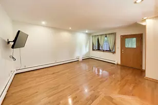 4049 Grandview Ave, Gurnee, IL 60031 - Photo 10