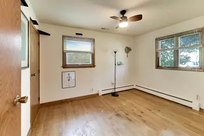 4049 Grandview Avenue, Gurnee, IL 60031 - Photo 16