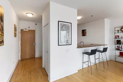 757 N Orleans Street #1704, Chicago, IL 60654 - Photo 8