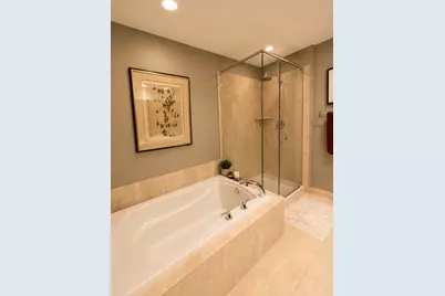 600 N Lake Shore Drive #3301, Chicago, IL 60611 - Photo 16