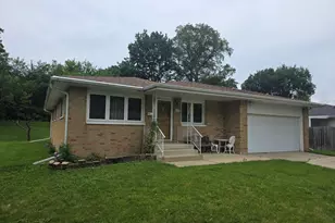 1019 Harmony Dr, Montgomery, IL 60538 - Photo 1