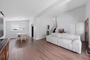 403 Rutledge St, Park Forest, IL 60466 - Photo 14