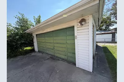15126 Irving Avenue, Dolton, IL 60419 - Photo 28