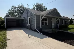 536 Dwight St, Kewanee, IL 61443 - Photo 24