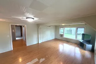 260 N Madison Ave N, Bradley, IL 60915 - Photo 4