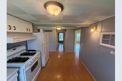 260 N Madison Avenue N, Bradley, IL 60915 - Photo 8