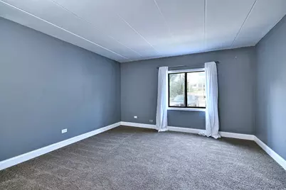 41 E Janata Boulevard #1B, Lombard, IL 60148 - Photo 6