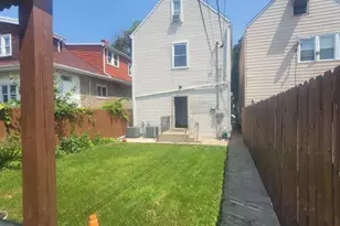 2426 N Lotus Ave, Chicago, IL 60639 - Photo 4