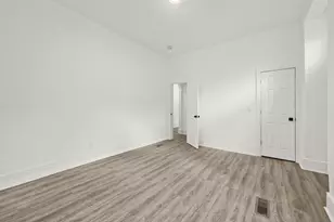 712 N Court St, Rockford, IL 61103 - Photo 10