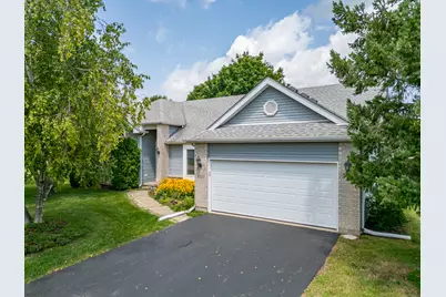1020 Winslow Avenue, Woodstock, IL 60098 - Photo 1