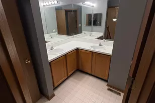 1061 Rockport Dr, Carol Stream, IL 60188 - Photo 12