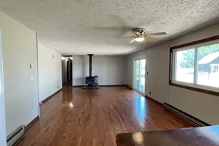136 N St Louis St, Elwood, IL 60421 - Photo 12