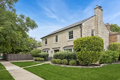 1104 Greenfield Street, Oak Park, IL 60302 - Photo 2