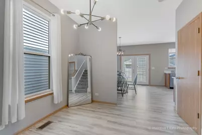 2028 Grayhawk Drive, Aurora, IL 60503 - Photo 8