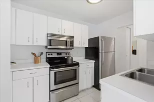 401 E Ontario St, Chicago, IL 60611 - Photo 10