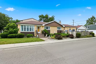 4850 Michigan Avenue, Schiller Park, IL 60176 - Photo 1