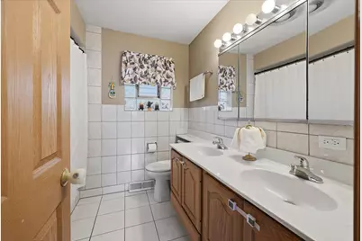 4850 Michigan Avenue, Schiller Park, IL 60176 - Photo 18