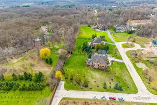 37W209 Deer Pond Ct, Saint Charles, IL 60175 - Photo 96
