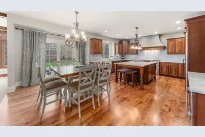 37W209 Deer Pond Court, Saint Charles, IL 60175 - Photo 16
