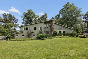 16131 W Creek Dr, Manhattan, IL 60442 - Photo 2