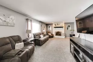 8407 Brookside Glen Dr, Tinley Park, IL 60487 - Photo 14