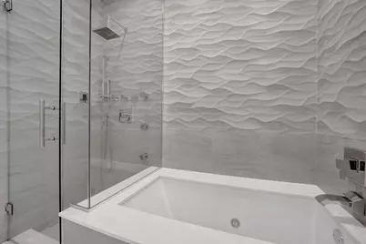 1404 W Chicago Avenue #4, Chicago, IL 60642 - Photo 28