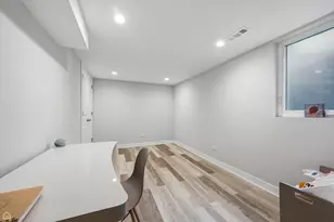 8601 St Louis Ave, Skokie, IL 60076 - Photo 24