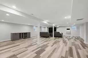 8601 St Louis Ave, Skokie, IL 60076 - Photo 22