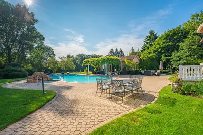 1683 Braeside Lane, Northbrook, IL 60062 - Photo 4