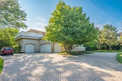 1683 Braeside Lane, Northbrook, IL 60062 - Photo 2
