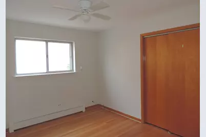 6329 W Touhy Avenue, Chicago, IL 60646 - Photo 10