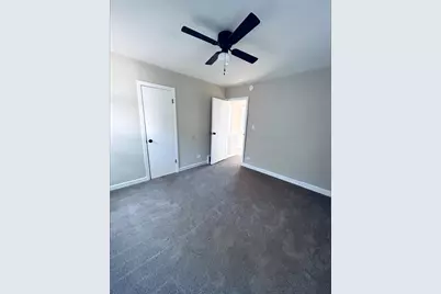 8335 S Constance Avenue, Chicago, IL 60617 - Photo 10