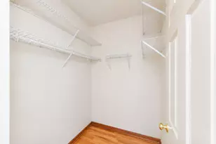 3240 N Racine Ave, Chicago, IL 60657 - Photo 8