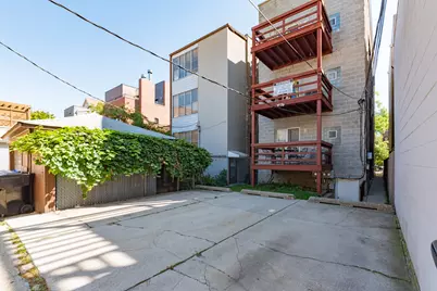 3240 N Racine Avenue #2, Chicago, IL 60657 - Photo 16