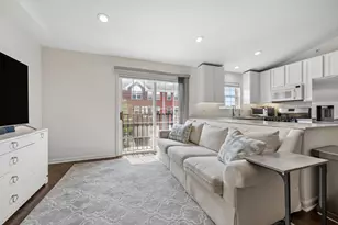 916 Enfield Dr, Northbrook, IL 60062 - Photo 6